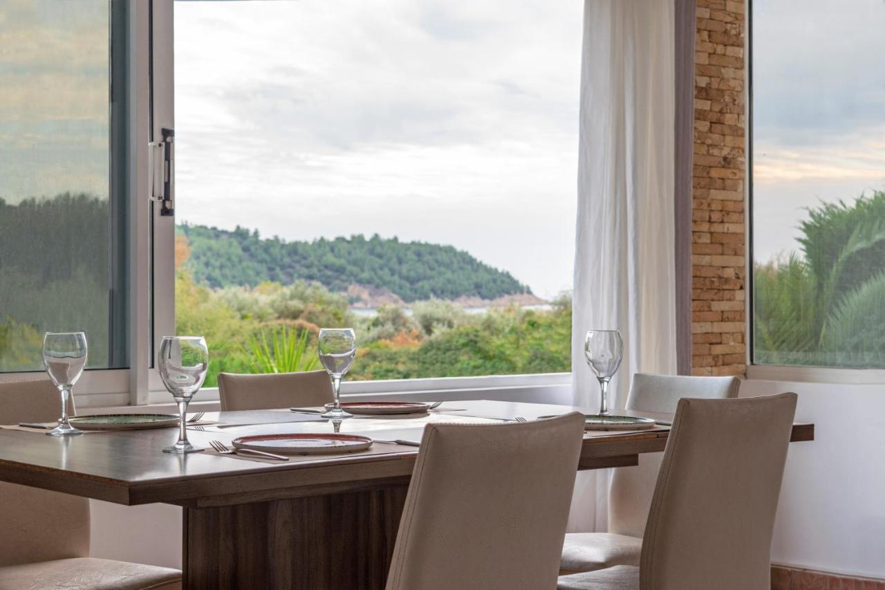 Kapahi Seaview Hotel Apartments Потос Екстер'єр фото