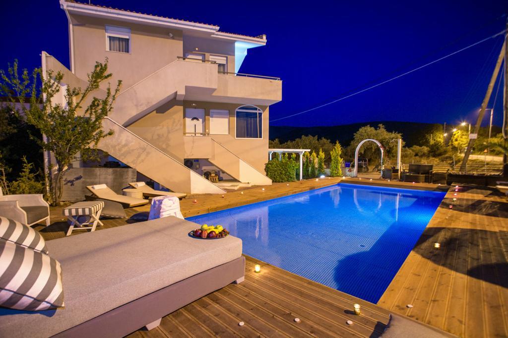 Kapahi Seaview Hotel Apartments Потос Екстер'єр фото